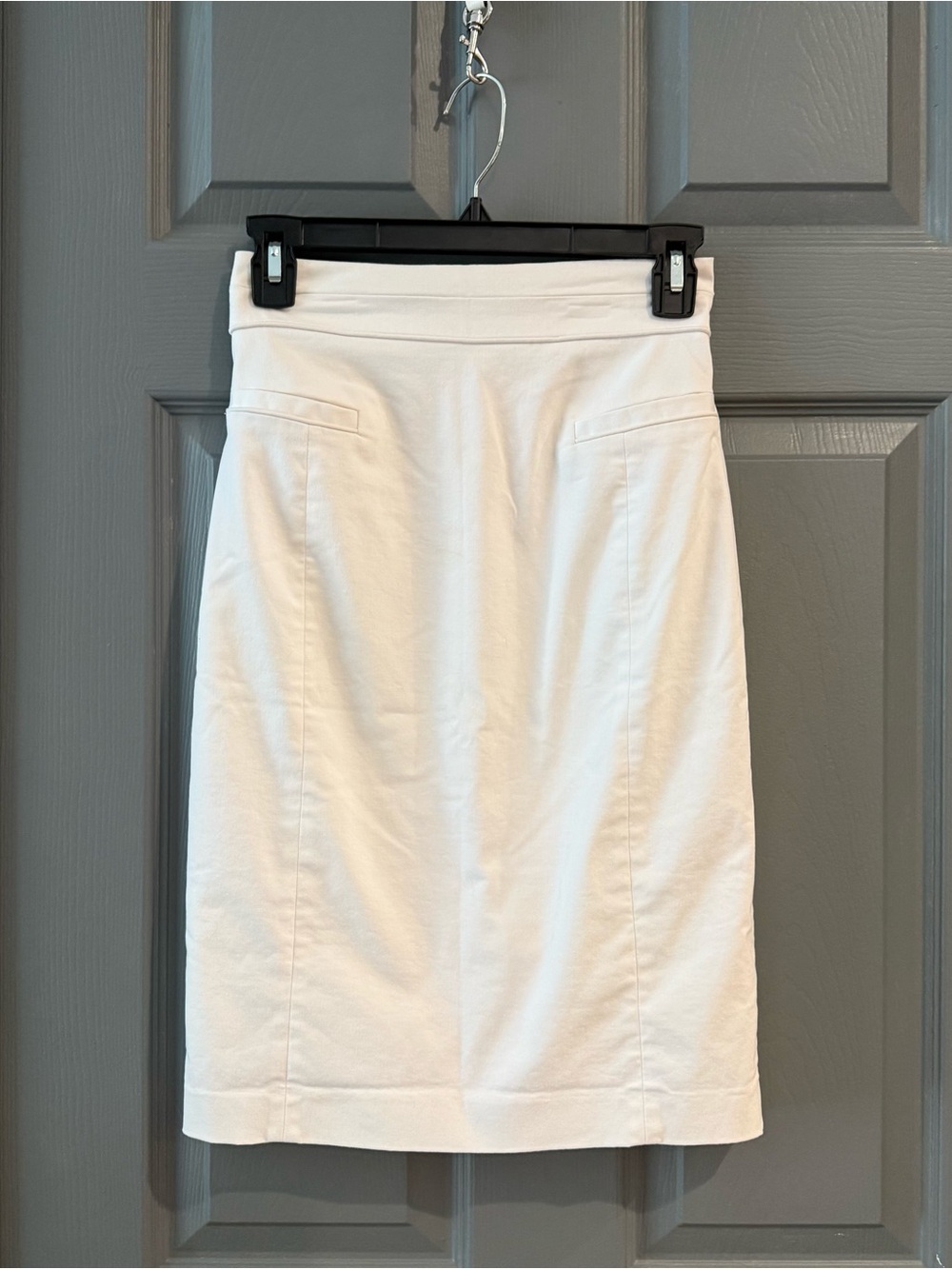 ANTONIO MELANI White Pencil Skirt - Sleek Workwear